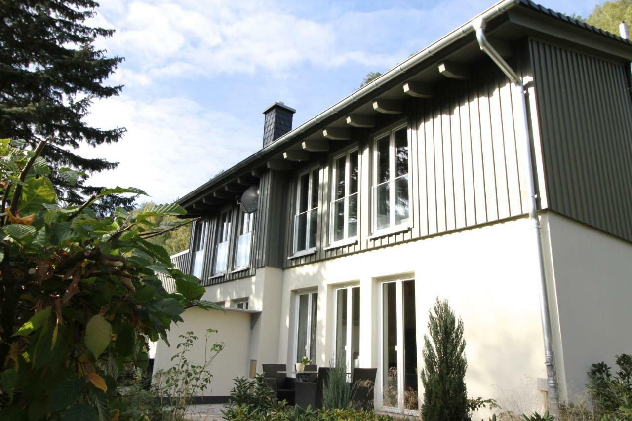 Menuett Villa *